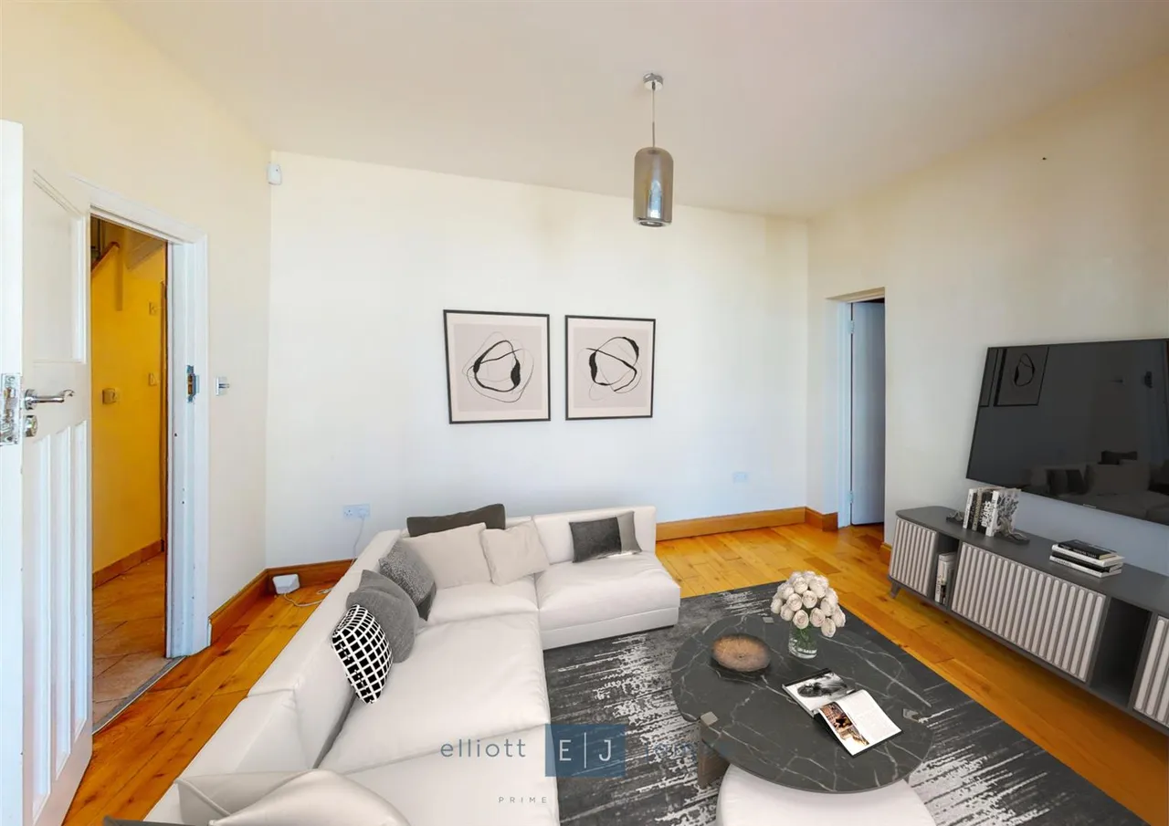 Oak Hill Close, Woodford Green, IG8, photo 8