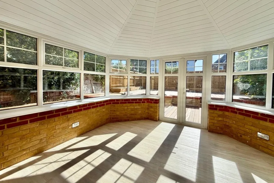 Duchess Court, Weybridge, KT13, photo 9