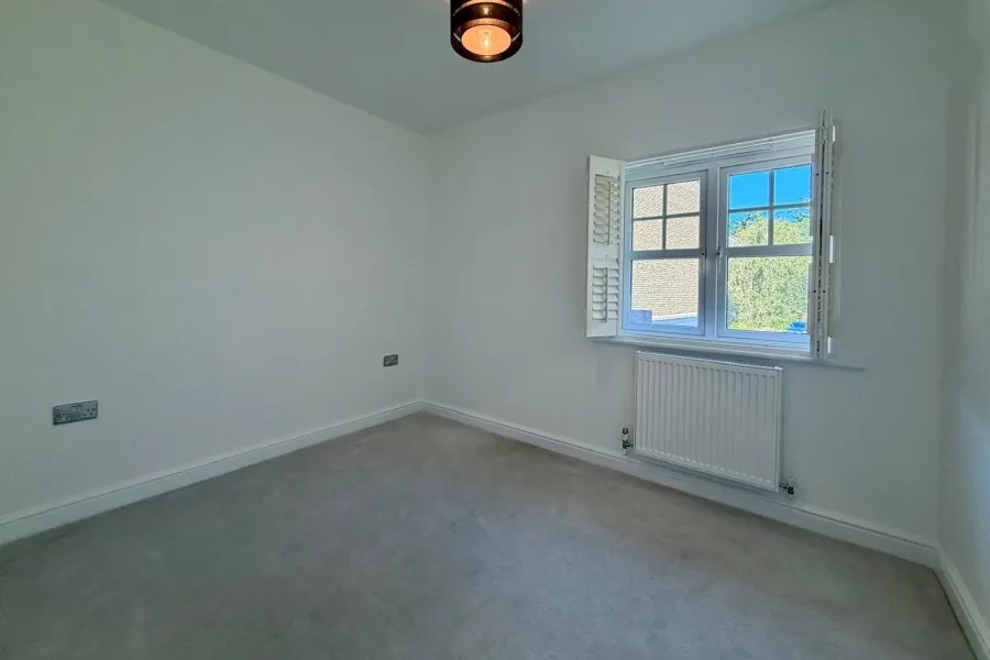Duchess Court, Weybridge, KT13, photo 12