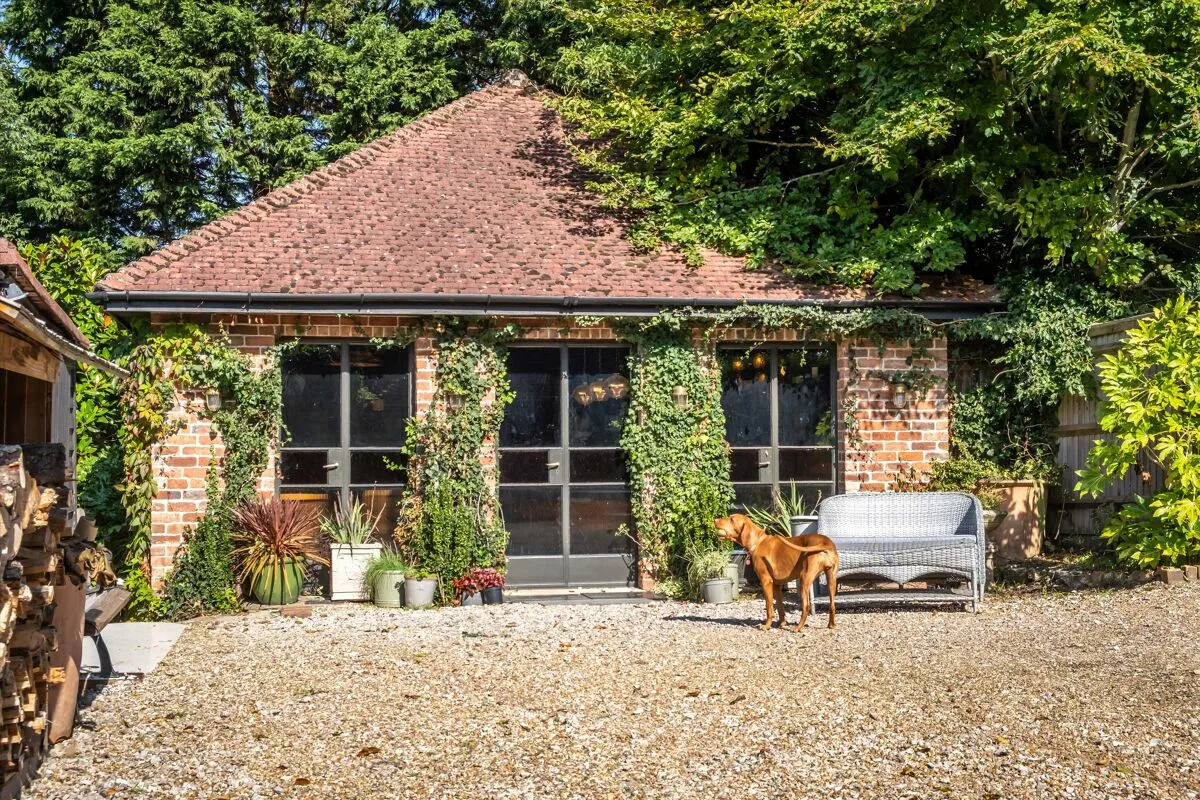 London Road, Pulborough, RH20, photo 32