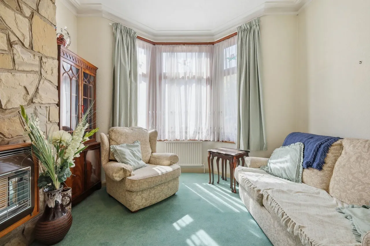 Dunedin Road, London, E10, photo 5