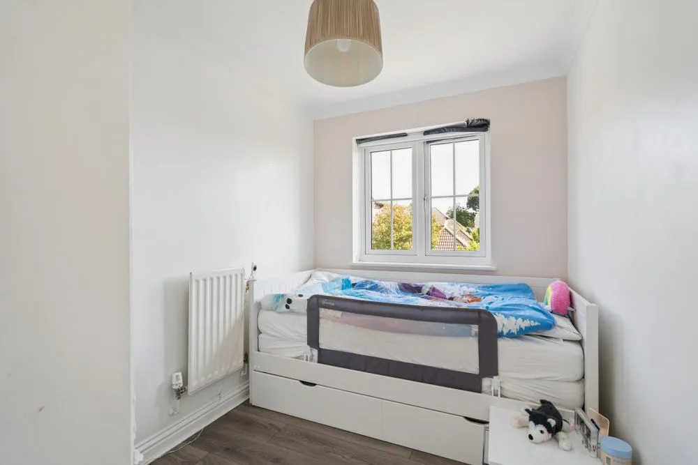 Heatherfold Way, Pinner, HA5, photo 12