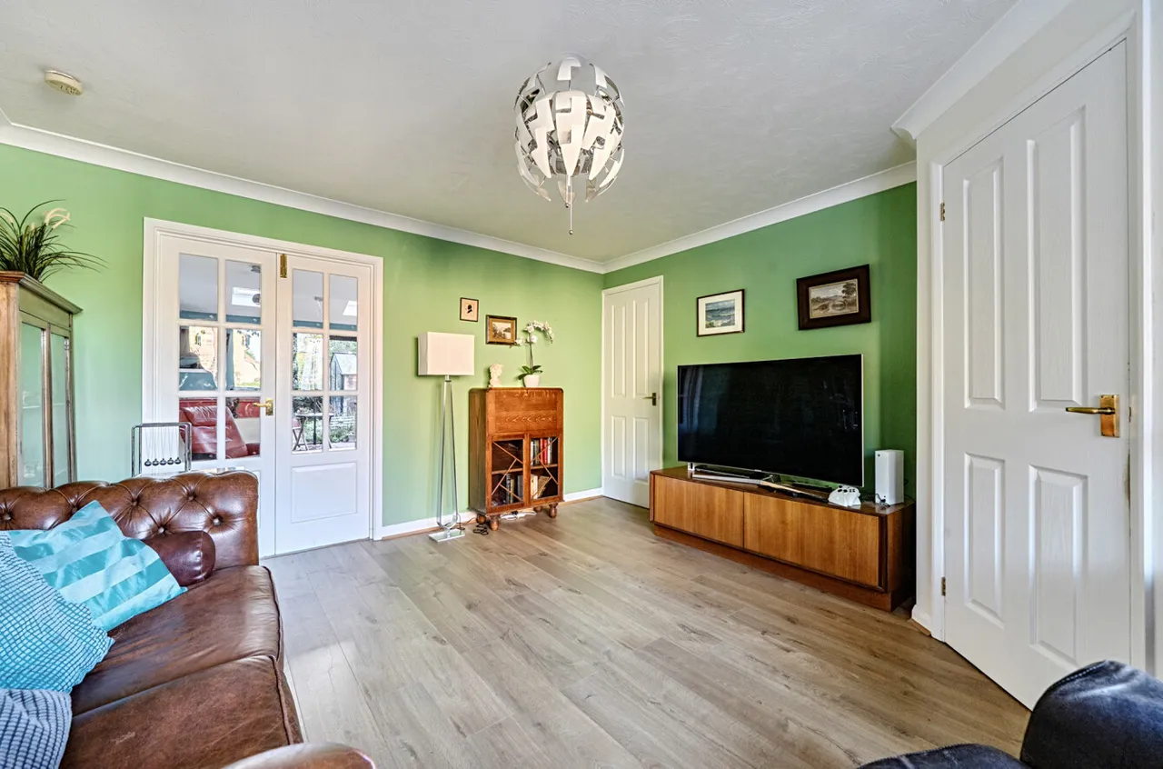 Heather Close, Finchampstead, RG40, photo 3