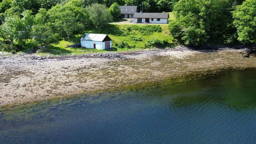 Lochbroom, Garve, IV23, photo 2