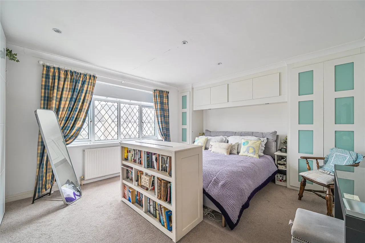 Cambridge Road, Walton On Thames, KT12, photo 7