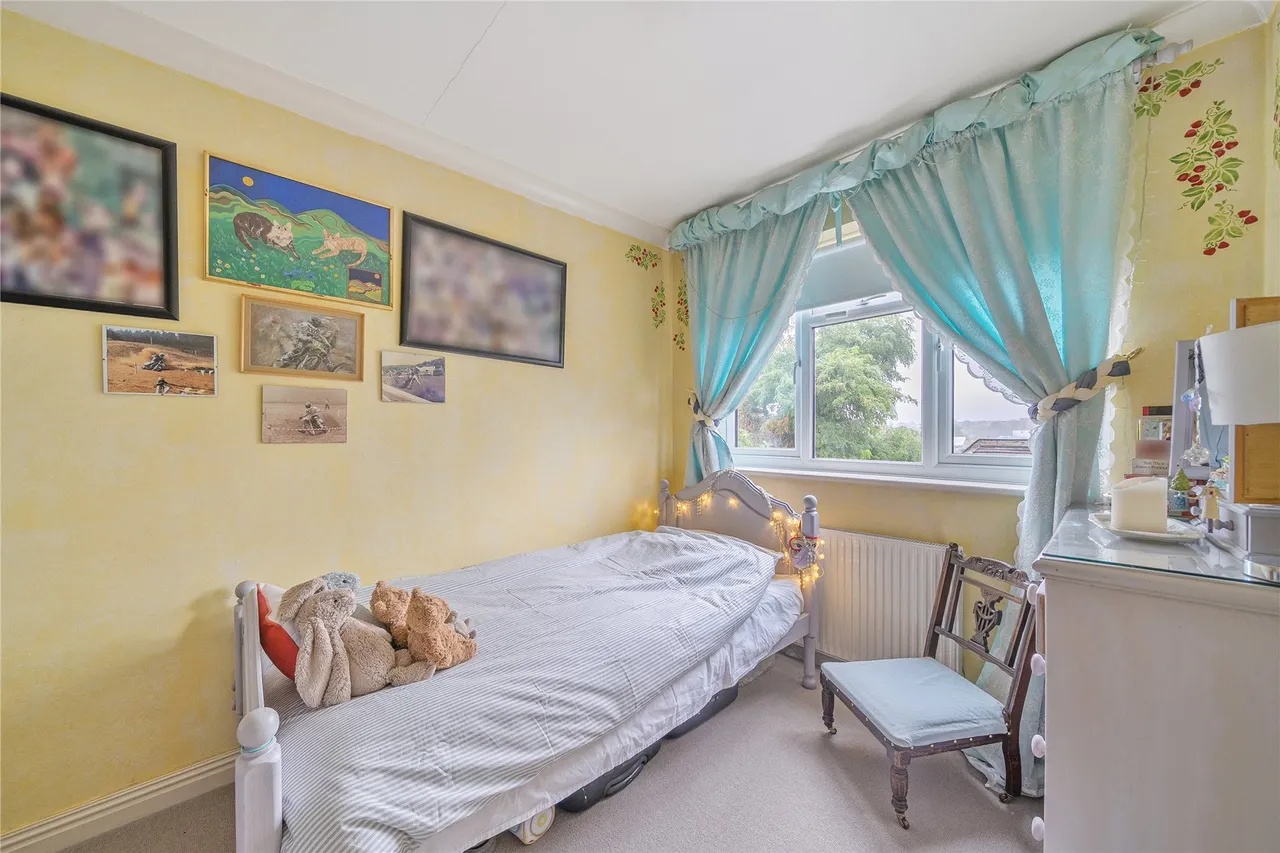 Cambridge Road, Walton On Thames, KT12, photo 16