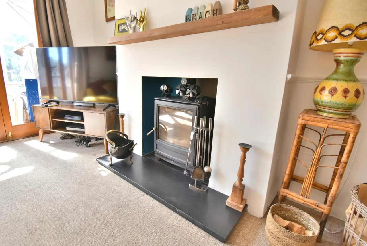 Bear Cross Avenue, BH11, photo 10