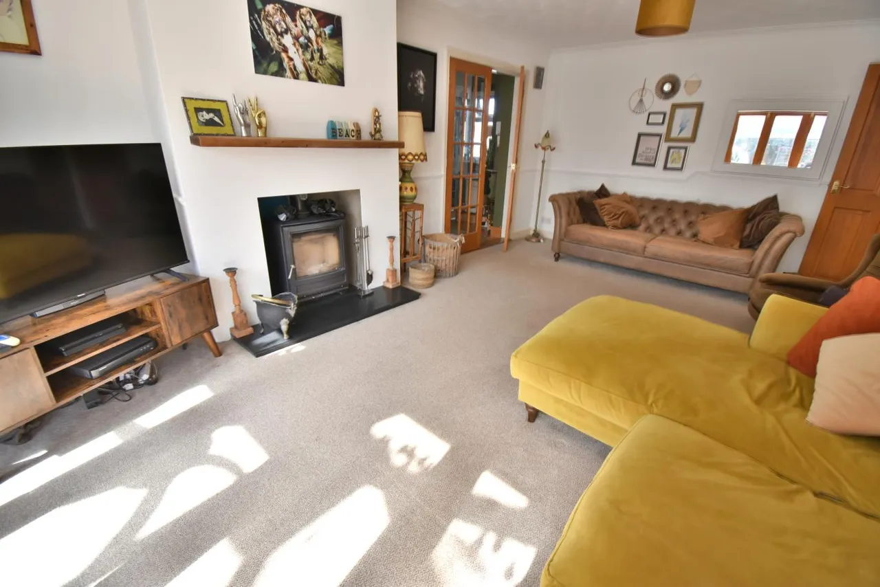 Bear Cross Avenue, BH11, photo 9