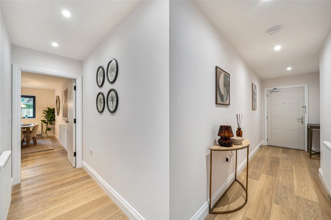 Shores Road, Horsell, GU21, photo 10