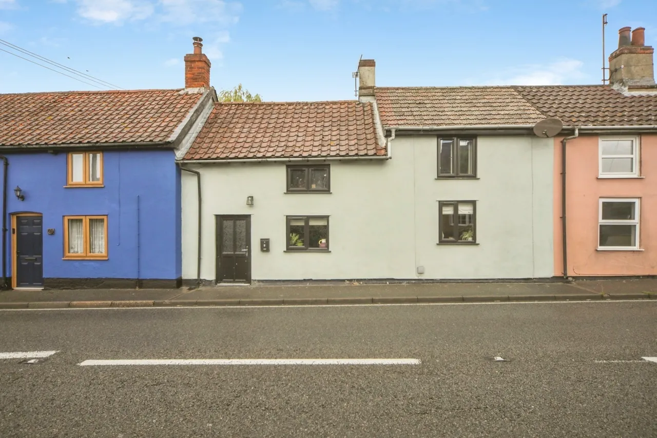 2 bed house for sale — Pains Hill, STOWMARKET, Suffolk, IP14