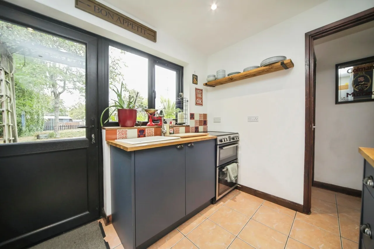 Pains Hill, STOWMARKET, Suffolk, IP14, photo 11