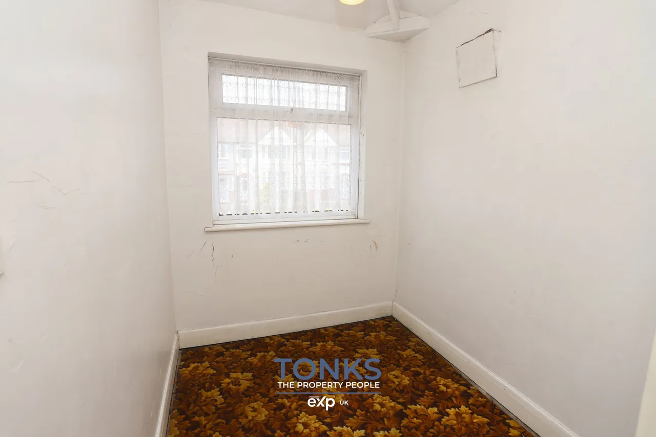 Highbury Avenue, Rowley Regis, B65, photo 16
