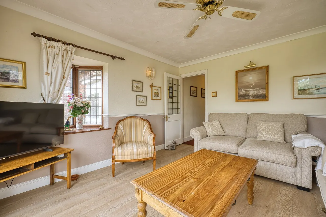 George Hill Road, Kingsgate, CT10, photo 10