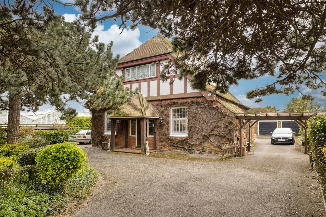 3 bed house for sale, George Hill Road, Kingsgate, CT10
