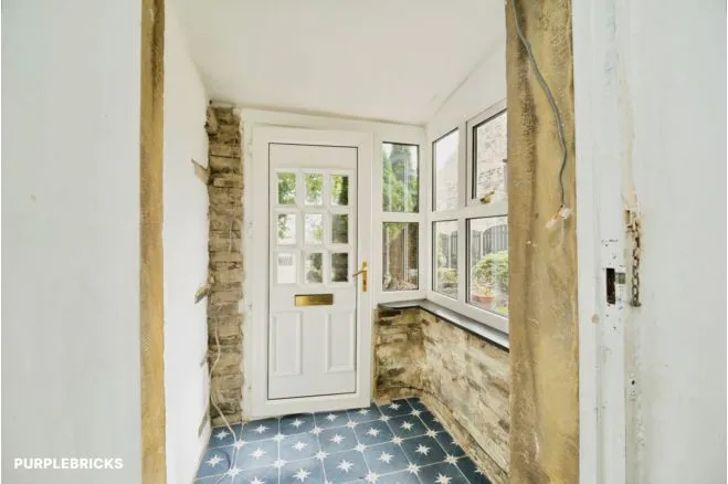 Halifax Road, Bradford, BD13, photo 5