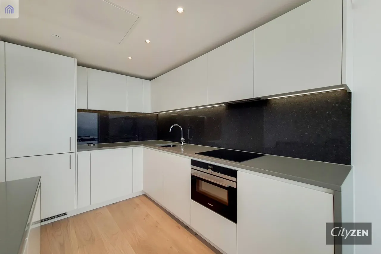Marsh Wall, London, E14, photo 5