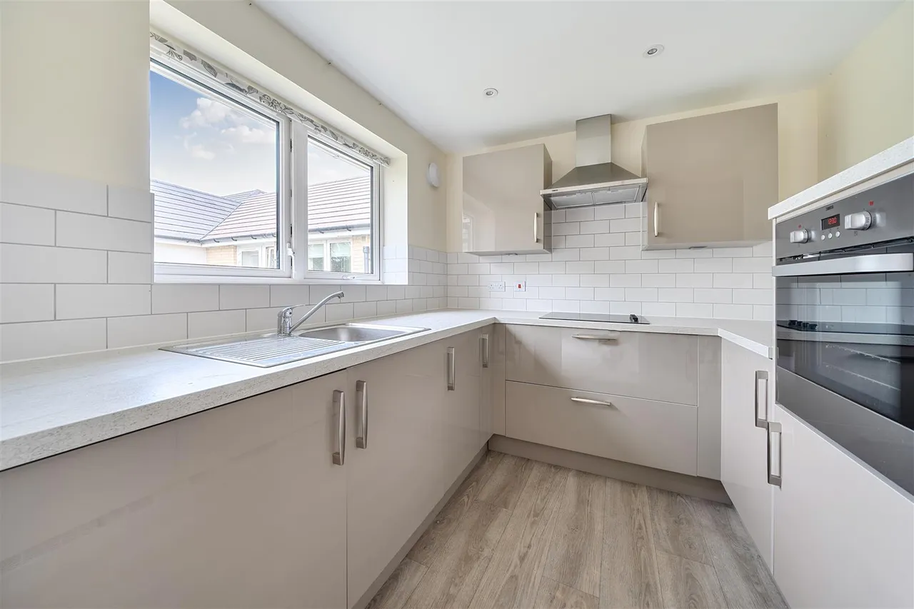 Wratten Road West, Hitchin, SG5, photo 5