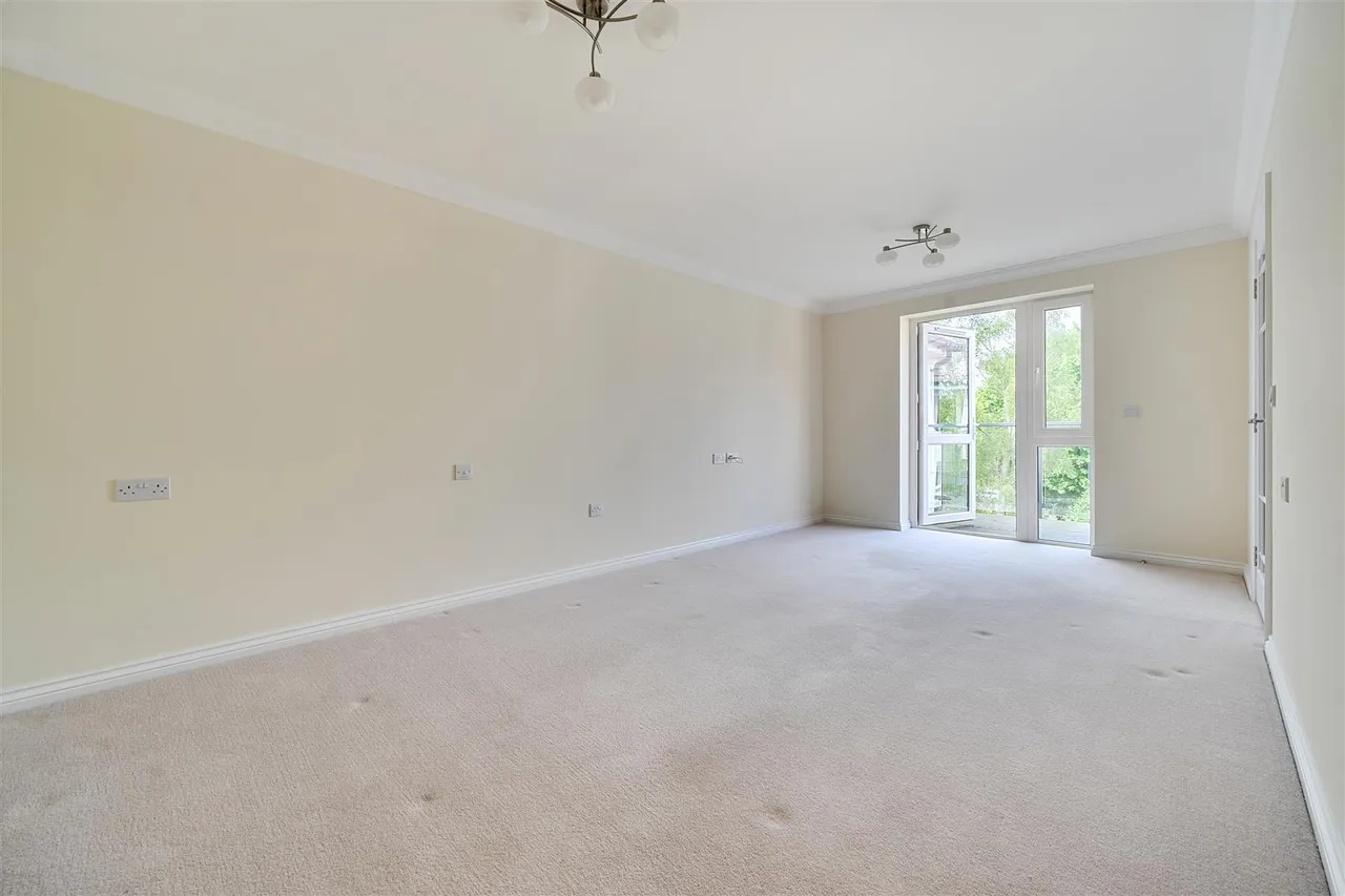 Wratten Road West, Hitchin, SG5, photo 3