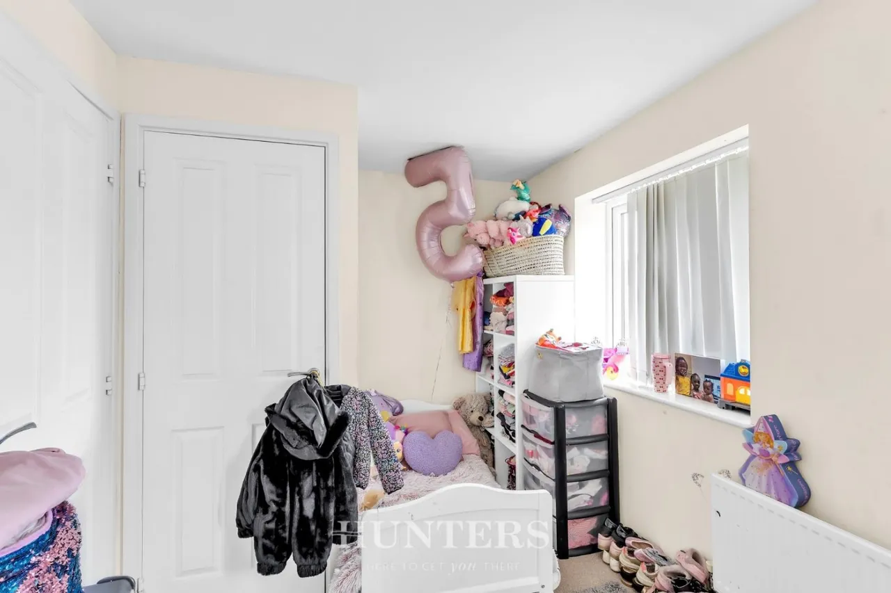 Windermere Road, Middleton, M24, photo 13