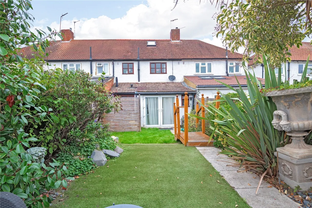 Fulwell Park Avenue, Twickenham, TW2, photo 18