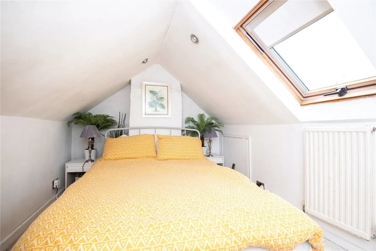 Fulwell Park Avenue, Twickenham, TW2, photo 15