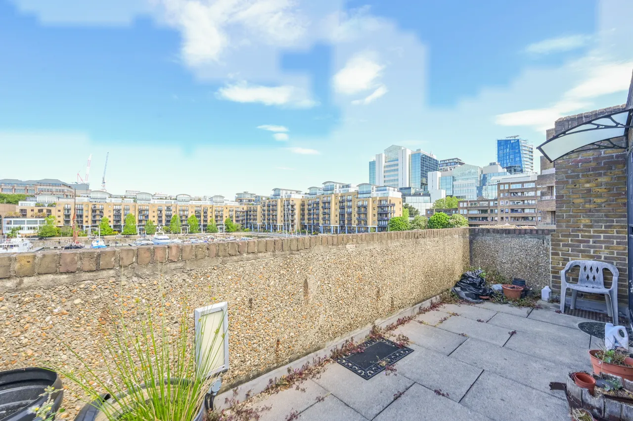 58 Burr Close, London, photo 11