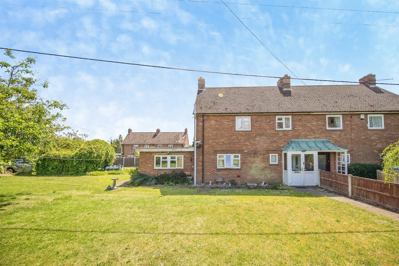 3 bed house for sale — Harpers Estate, Nayland, Colchester