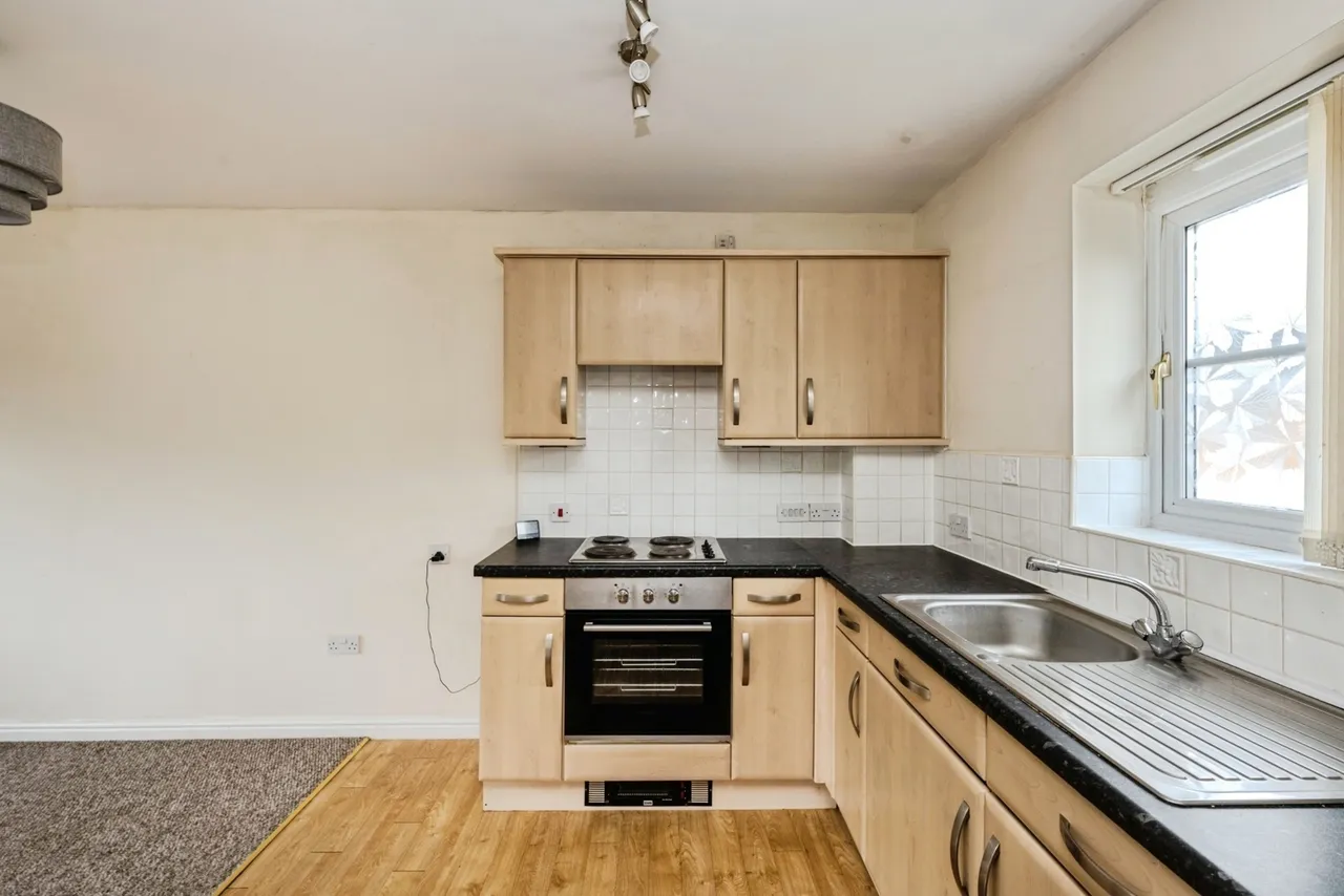 Six Mills Avenue, Gorseinon, SA4, photo 7