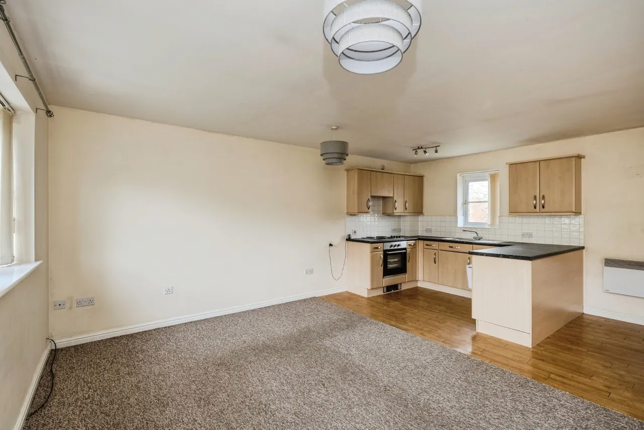 Six Mills Avenue, Gorseinon, SA4, photo 8