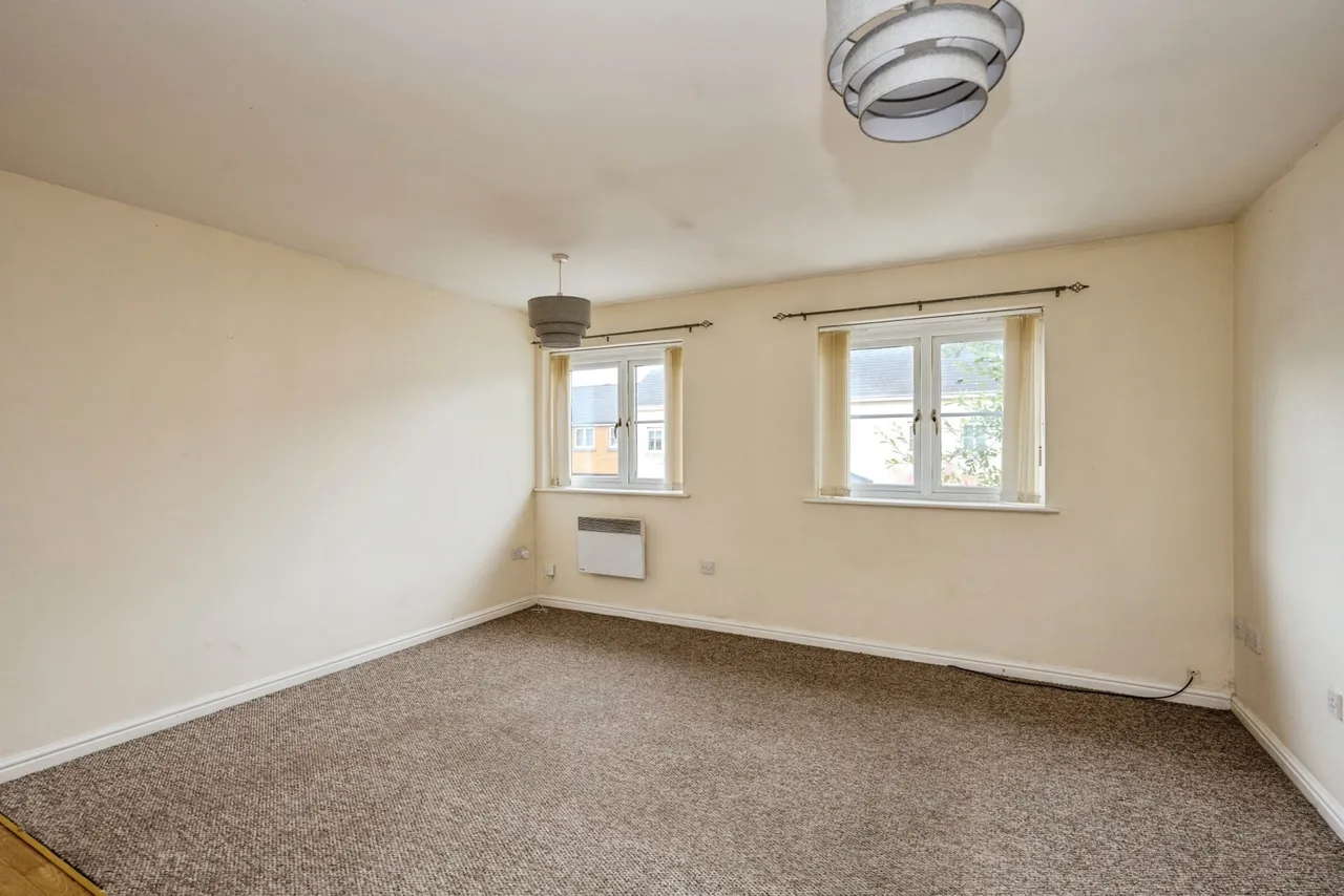 Six Mills Avenue, Gorseinon, SA4, photo 2