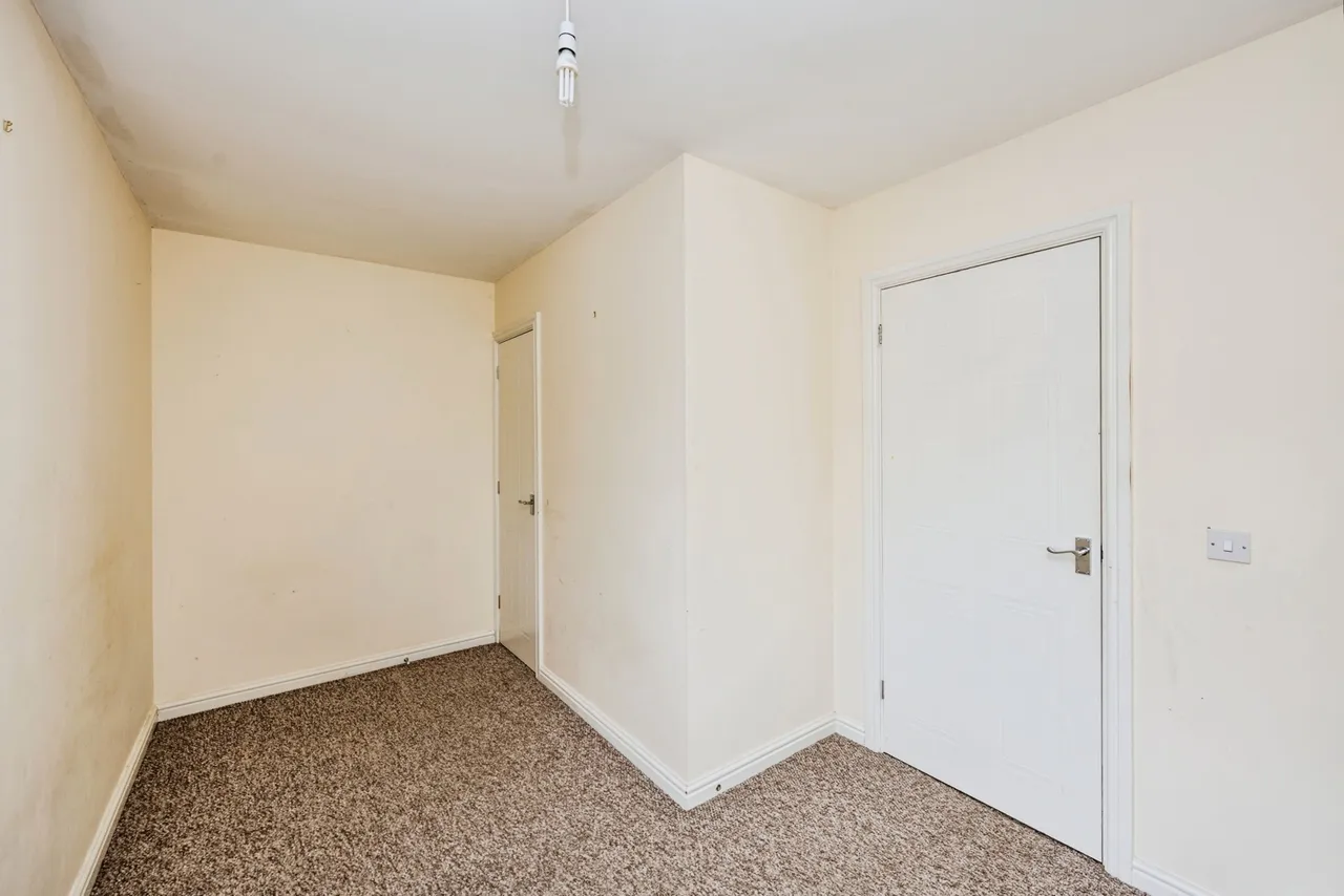 Six Mills Avenue, Gorseinon, SA4, photo 17