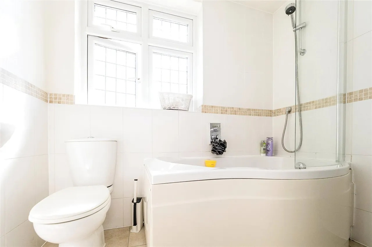 Norman Close, Romford, RM5, photo 11