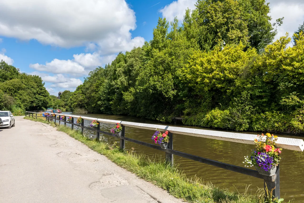 Canal Bank, Appley Bridge, WN6, photo 18