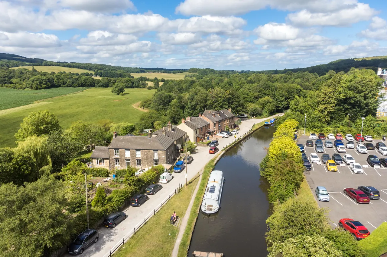 Canal Bank, Appley Bridge, WN6, photo 20