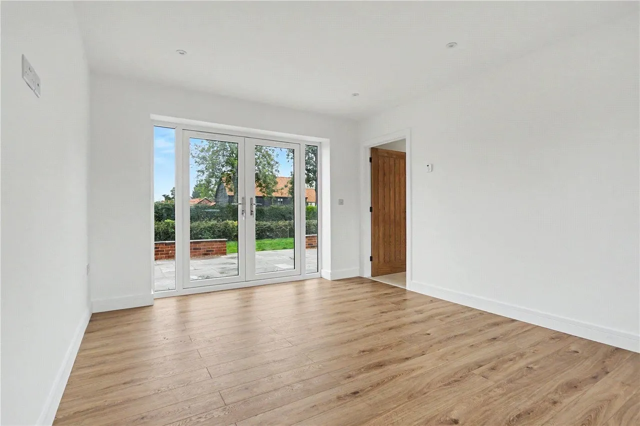 The Street, North Lopham, IP22, photo 8