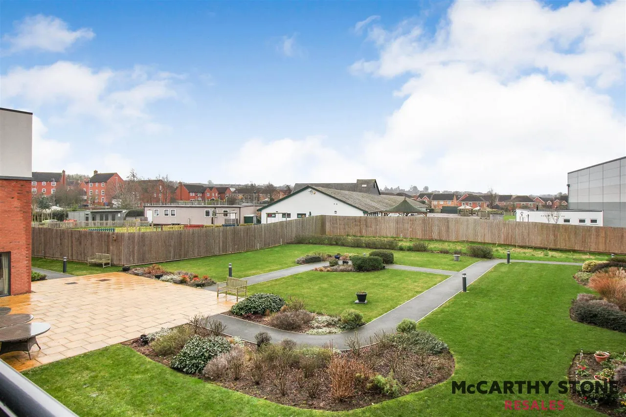 Trimbush Way, Market Harborough, LE16, photo 3