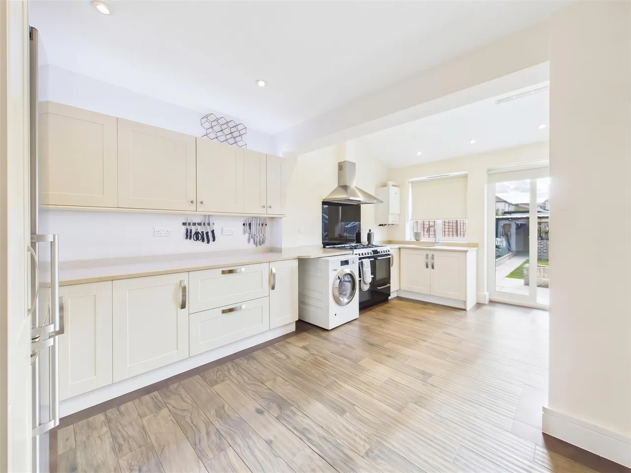 Bideford Road, Ruislip, HA4, photo 3