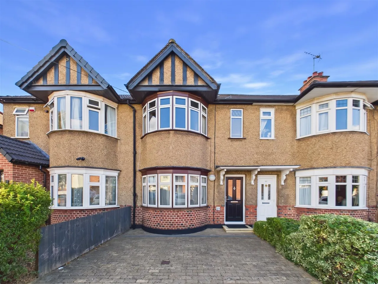 3 bed property for sale, Bideford Road, Ruislip, HA4