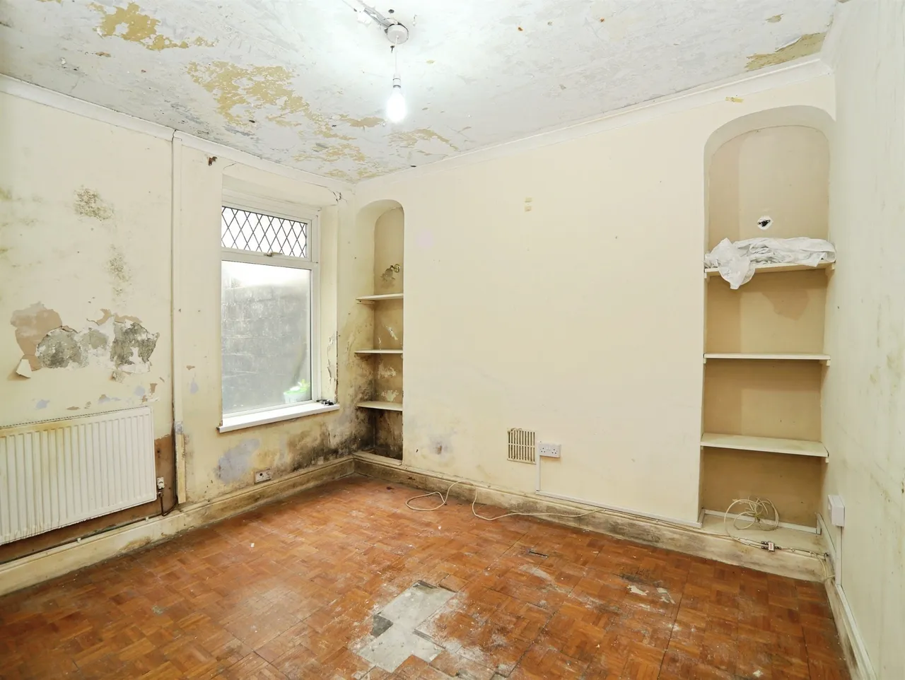St. Michaels Avenue, Pontypridd, CF37, photo 5