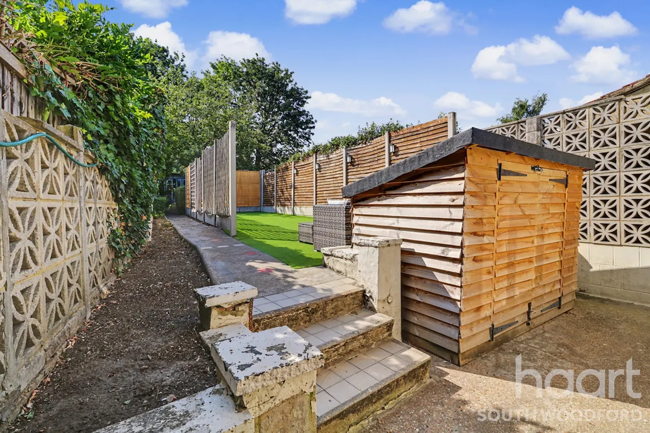 Wynndale Road, London, E18, photo 16