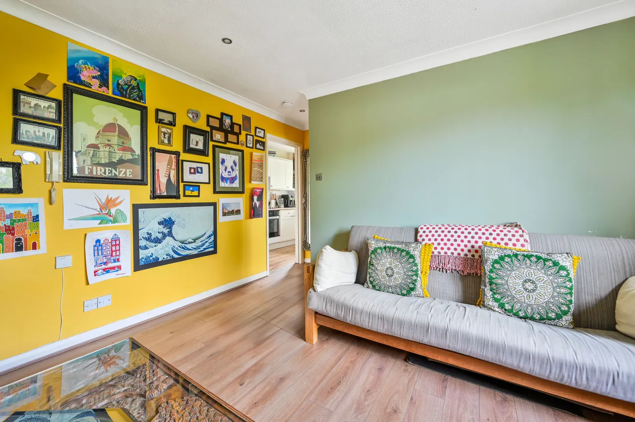 12 Regent Court, Belvedere Close, Guildford, photo 7