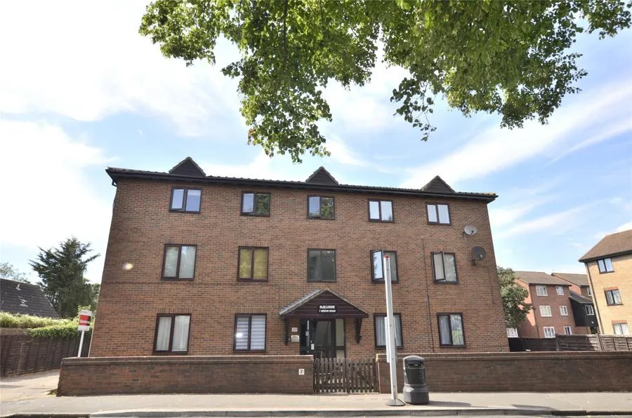 Grove Road, Mitcham, CR4, photo 12