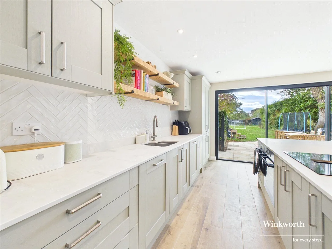 Sandford Lane, Hurst, RG10, photo 23
