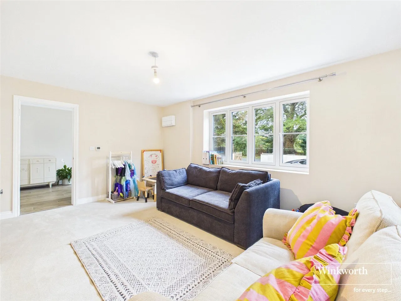 Sandford Lane, Hurst, RG10, photo 8