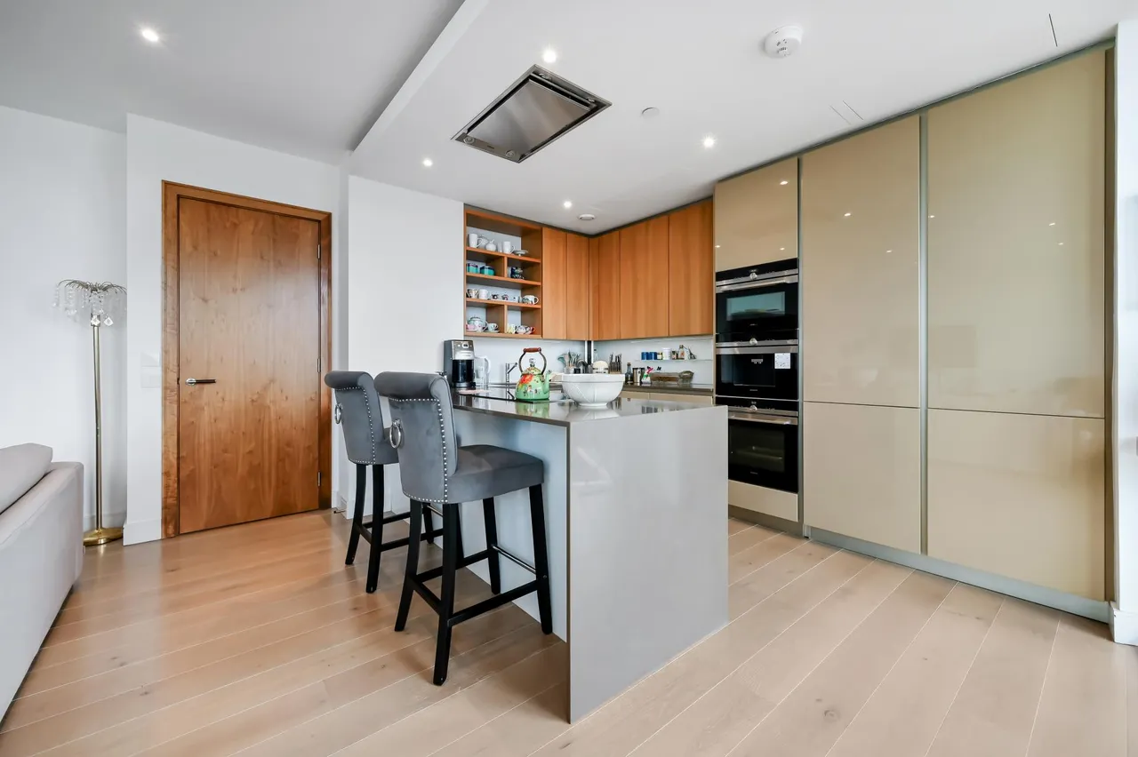 Juniper Drive, SW18, photo 11