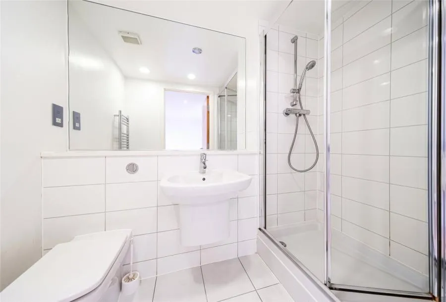 Southwell Park Road, Camberley, GU15, photo 7