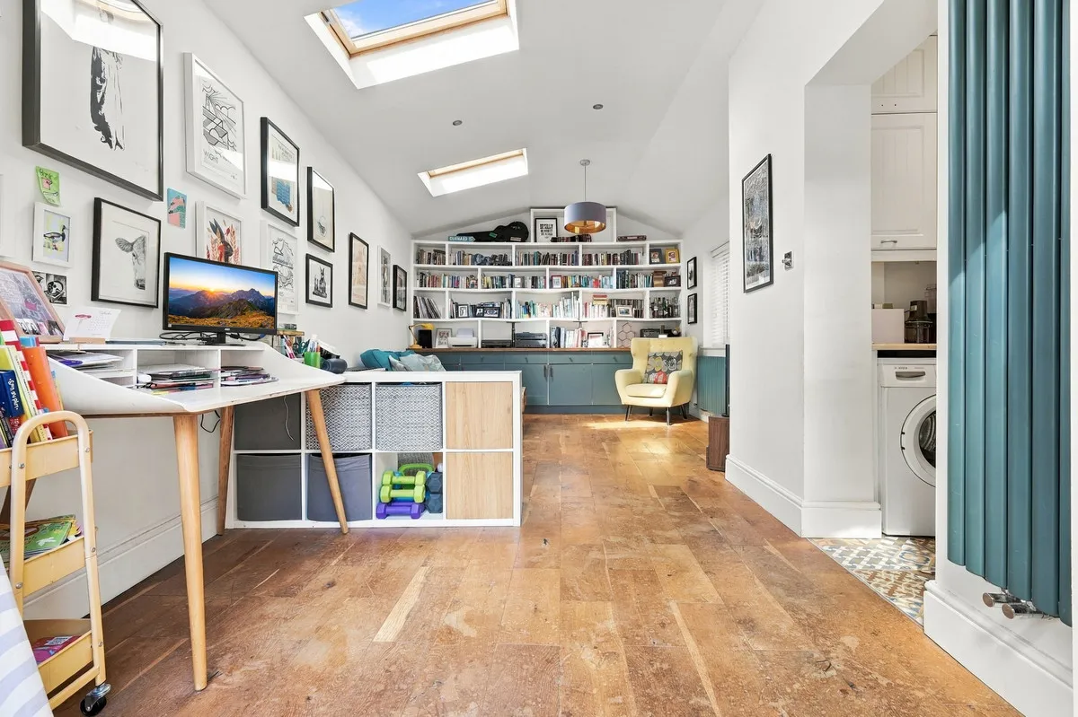 York Hill, Loughton, IG10, photo 10