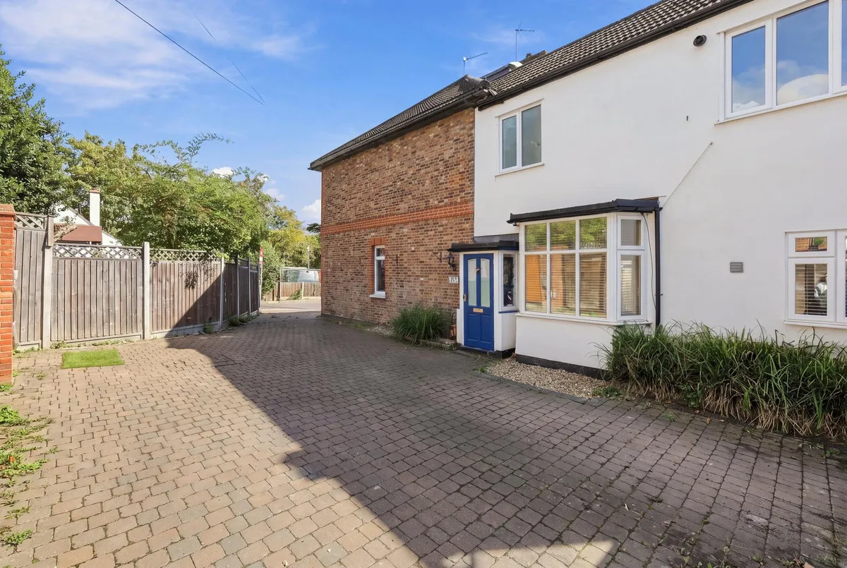 York Hill, Loughton, IG10, photo 24