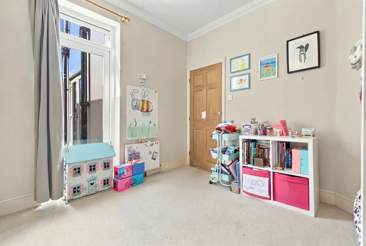 York Hill, Loughton, IG10, photo 19