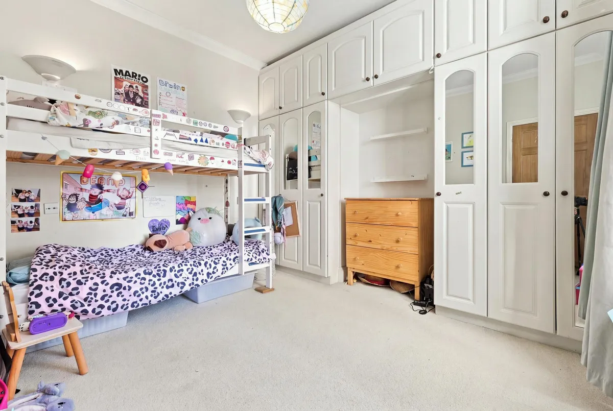 York Hill, Loughton, IG10, photo 18